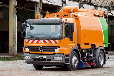 User report sweeping vehicle